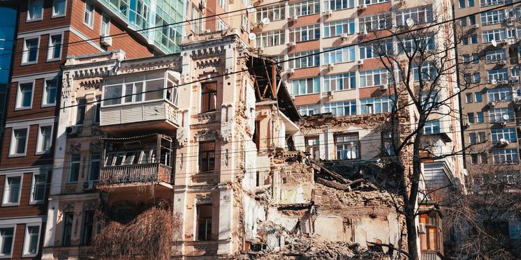 Zerstörte Häuser in der Ukraine