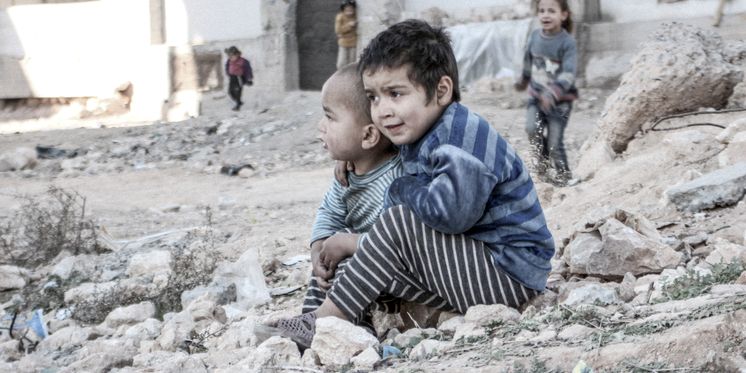 Zwei Jungen in Aleppo